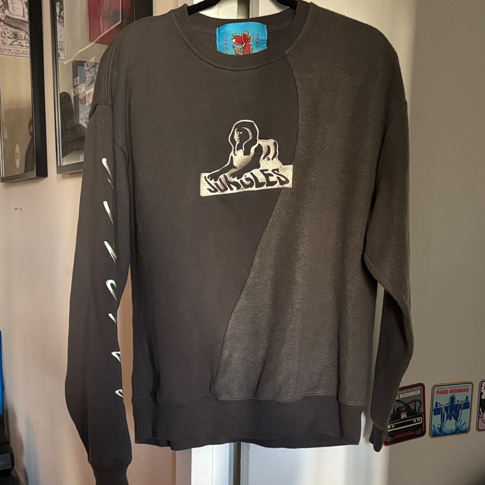 Jungles Men's Ying Yang Logo Crewneck Sweatshirt